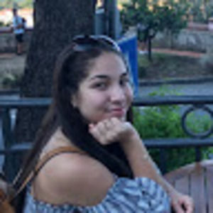 Meet your Posher, Gabriela